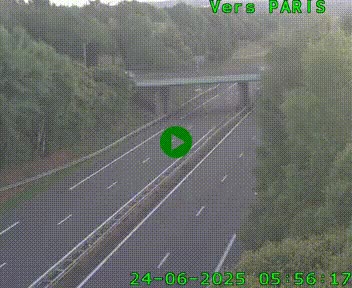 <h2>Caméra routière sur l'autoroute A20 au nord de Limoges, à la jonction avec la N520. Vue orientée vers Paris</h2>