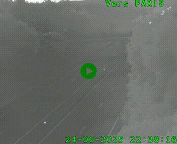 <h2>Caméra routière sur l'autoroute A20 au nord de Limoges, à la jonction avec la N520. Vue orientée vers Paris</h2>