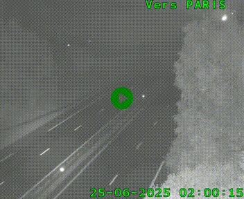 <h2>Caméra routière sur l'autoroute A20 au nord de Limoges, à la jonction avec la N520. Vue orientée vers Paris</h2>
