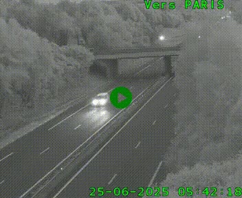 <h2>Caméra routière sur l'autoroute A20 au nord de Limoges, à la jonction avec la N520. Vue orientée vers Paris</h2>