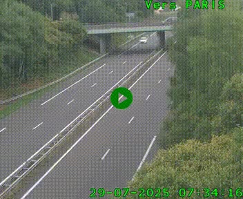 <h2>Caméra routière sur l'autoroute A20 au nord de Limoges, à la jonction avec la N520. Vue orientée vers Paris</h2>