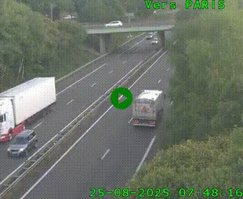 <h2>Caméra routière sur l'autoroute A20 au nord de Limoges, à la jonction avec la N520. Vue orientée vers Paris</h2>