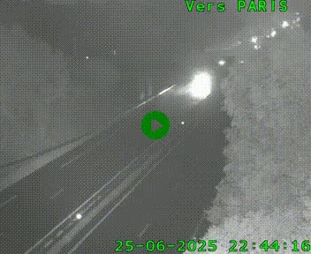 <h2>Caméra routière sur l'autoroute A20 au nord de Limoges, à la jonction avec la N520. Vue orientée vers Paris</h2>