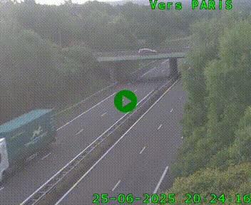 <h2>Caméra routière sur l'autoroute A20 au nord de Limoges, à la jonction avec la N520. Vue orientée vers Paris</h2>