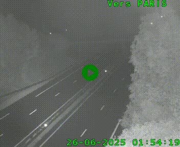 <h2>Caméra routière sur l'autoroute A20 au nord de Limoges, à la jonction avec la N520. Vue orientée vers Paris</h2>