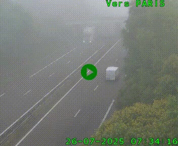 <h2>Caméra routière sur l'autoroute A20 au nord de Limoges, à la jonction avec la N520. Vue orientée vers Paris</h2>