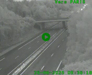 <h2>Caméra routière sur l'autoroute A20 au nord de Limoges, à la jonction avec la N520. Vue orientée vers Paris</h2>