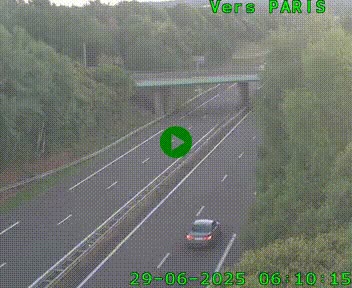 <h2>Caméra routière sur l'autoroute A20 au nord de Limoges, à la jonction avec la N520. Vue orientée vers Paris</h2>