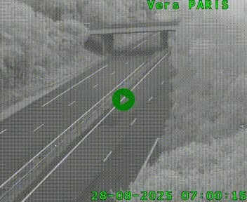 <h2>Caméra routière sur l'autoroute A20 au nord de Limoges, à la jonction avec la N520. Vue orientée vers Paris</h2>