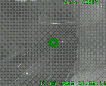 <h2>Caméra routière sur l'autoroute A20 au nord de Limoges, à la jonction avec la N520. Vue orientée vers Paris</h2>