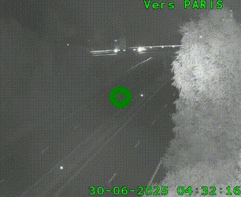 <h2>Caméra routière sur l'autoroute A20 au nord de Limoges, à la jonction avec la N520. Vue orientée vers Paris</h2>