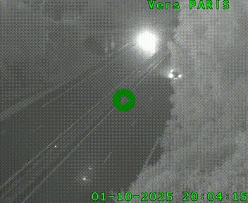 <h2>Caméra routière sur l'autoroute A20 au nord de Limoges, à la jonction avec la N520. Vue orientée vers Paris</h2>