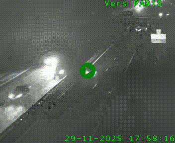 <h2>Caméra routière sur l'autoroute A20 au nord de Limoges, à la jonction avec la N520. Vue orientée vers Paris</h2>