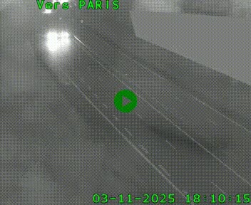 Caméra routière sur l'autoroute A20 à Saint-Pardoux-l'Ortigier, à la jonction avec l'A89. Vue orientée vers Paris