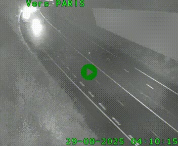 Caméra routière sur l'autoroute A20 à Saint-Pardoux-l'Ortigier, à la jonction avec l'A89. Vue orientée vers Paris