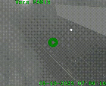 Caméra routière sur l'autoroute A20 à Saint-Pardoux-l'Ortigier, à la jonction avec l'A89. Vue orientée vers Paris