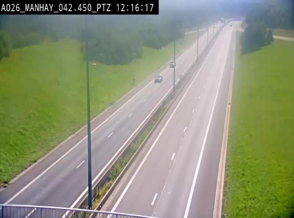 Webcam autoroute A26/E25 à hauteur de Manhay, à la jonction avec la N651 en direction de Liège - BK 42.4