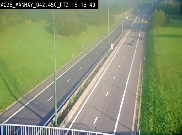 <h2>Webcam autoroute A26/E25 à hauteur de Manhay, à la jonction avec la N651 en direction de Liège - BK 42.4</h2>