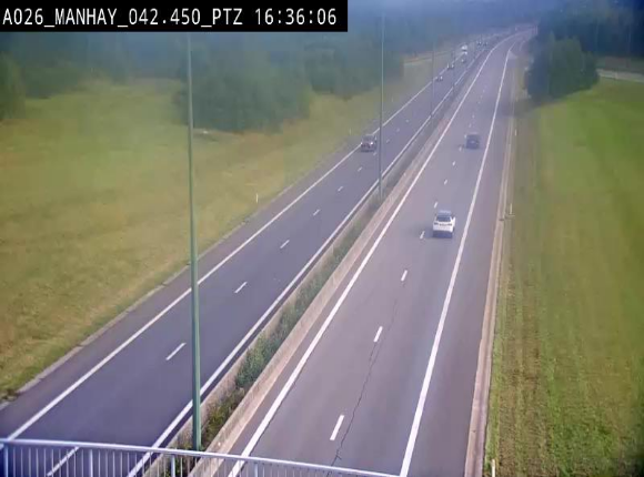 <h2>Webcam autoroute A26/E25 à hauteur de Manhay, à la jonction avec la N651 en direction de Liège - BK 42.4</h2>