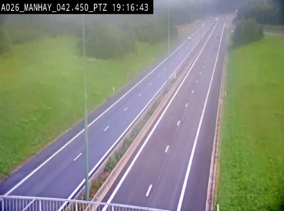 <h2>Webcam autoroute A26/E25 à hauteur de Manhay, à la jonction avec la N651 en direction de Liège - BK 42.4</h2>