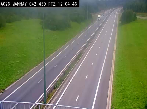 <h2>Webcam autoroute A26/E25 à hauteur de Manhay, à la jonction avec la N651 en direction de Liège - BK 42.4</h2>