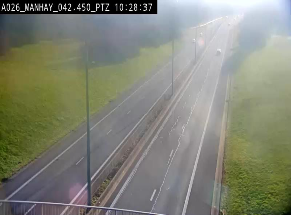 <h2>Webcam autoroute A26/E25 à hauteur de Manhay, à la jonction avec la N651 en direction de Liège - BK 42.4</h2>