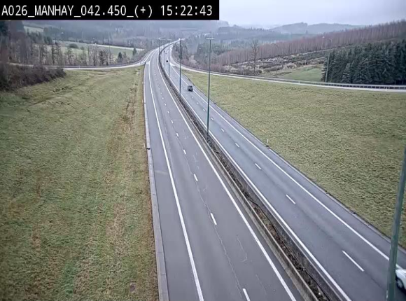 <h2>Webcam autoroute A26/E25 à hauteur de Manhay, à la jonction avec la N651 en direction de Luxembourg - BK 42.4</h2>