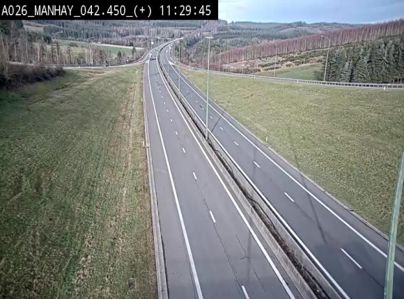 <h2>Webcam autoroute A26/E25 à hauteur de Manhay, à la jonction avec la N651 en direction de Luxembourg - BK 42.4</h2>
