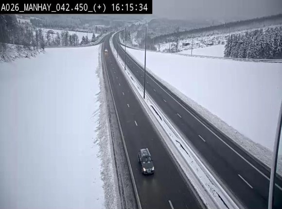 <h2>Webcam autoroute A26/E25 à hauteur de Manhay, à la jonction avec la N651 en direction de Luxembourg - BK 42.4</h2>