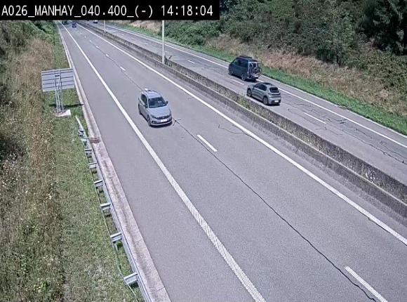 <h2>Webcam autoroute A26/E25 à hauteur de Manhay, après la jonction avec la N651 en direction de Liège - BK 40.4</h2>