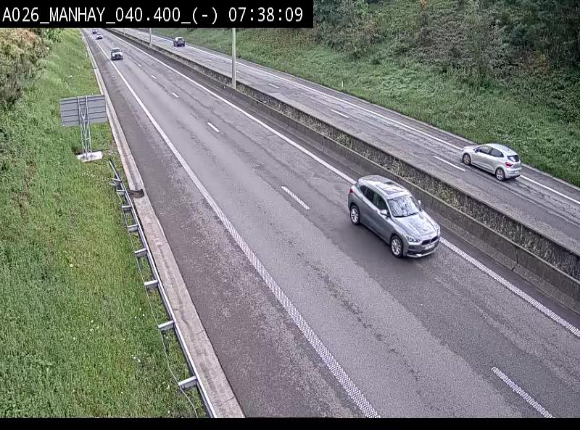 Webcam autoroute A26/E25 à hauteur de Manhay, après la jonction avec la N651 en direction de Liège - BK 40.4