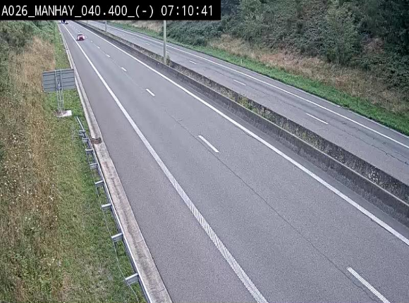 <h2>Webcam autoroute A26/E25 à hauteur de Manhay, après la jonction avec la N651 en direction de Liège - BK 40.4</h2>