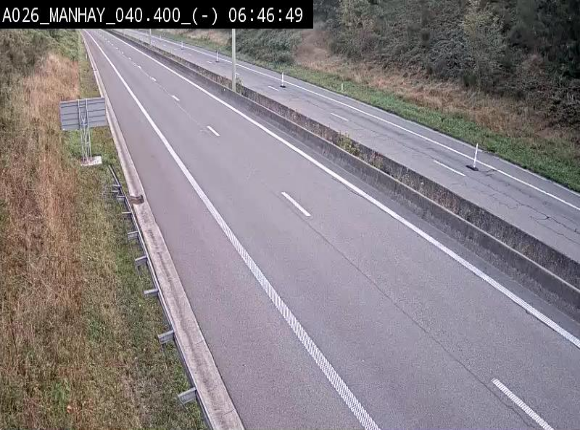 Webcam autoroute A26/E25 à hauteur de Manhay, après la jonction avec la N651 en direction de Liège - BK 40.4
