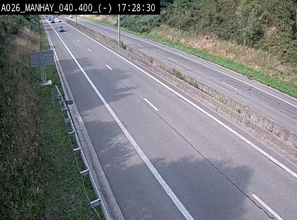 <h2>Webcam autoroute A26/E25 à hauteur de Manhay, après la jonction avec la N651 en direction de Liège - BK 40.4</h2>