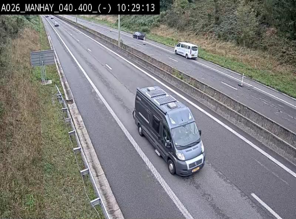 <h2>Webcam autoroute A26/E25 à hauteur de Manhay, après la jonction avec la N651 en direction de Liège - BK 40.4</h2>