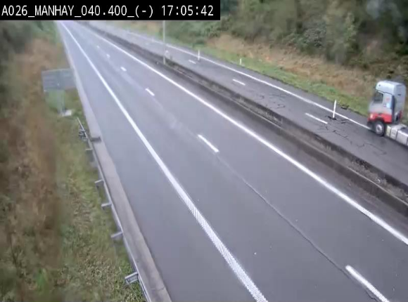 <h2>Webcam autoroute A26/E25 à hauteur de Manhay, après la jonction avec la N651 en direction de Liège - BK 40.4</h2>