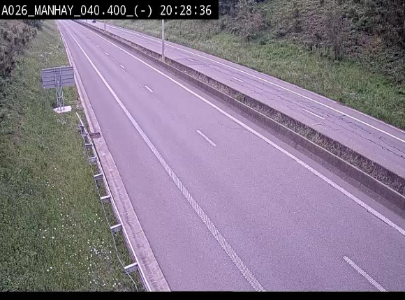 <h2>Webcam autoroute A26/E25 à hauteur de Manhay, après la jonction avec la N651 en direction de Liège - BK 40.4</h2>
