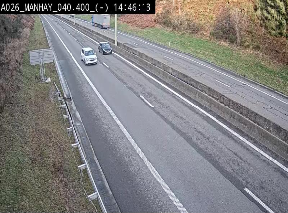 Webcam autoroute A26/E25 à hauteur de Manhay, après la jonction avec la N651 en direction de Liège - BK 40.4