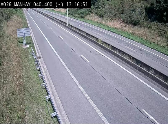 <h2>Webcam autoroute A26/E25 à hauteur de Manhay, après la jonction avec la N651 en direction de Liège - BK 40.4</h2>