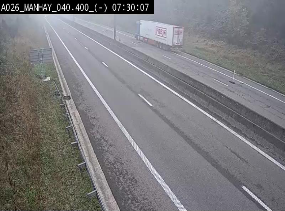 <h2>Webcam autoroute A26/E25 à hauteur de Manhay, après la jonction avec la N651 en direction de Liège - BK 40.4</h2>