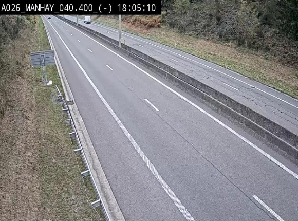 <h2>Webcam autoroute A26/E25 à hauteur de Manhay, après la jonction avec la N651 en direction de Liège - BK 40.4</h2>
