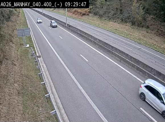 <h2>Webcam autoroute A26/E25 à hauteur de Manhay, après la jonction avec la N651 en direction de Liège - BK 40.4</h2>