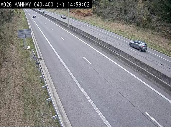 <h2>Webcam autoroute A26/E25 à hauteur de Manhay, après la jonction avec la N651 en direction de Liège - BK 40.4</h2>