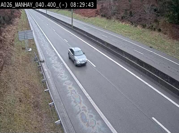 <h2>Webcam autoroute A26/E25 à hauteur de Manhay, après la jonction avec la N651 en direction de Liège - BK 40.4</h2>