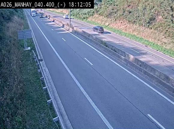 <h2>Webcam autoroute A26/E25 à hauteur de Manhay, après la jonction avec la N651 en direction de Liège - BK 40.4</h2>