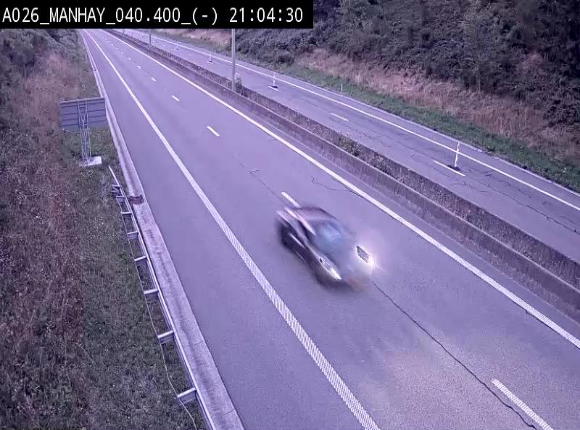 <h2>Webcam autoroute A26/E25 à hauteur de Manhay, après la jonction avec la N651 en direction de Liège - BK 40.4</h2>