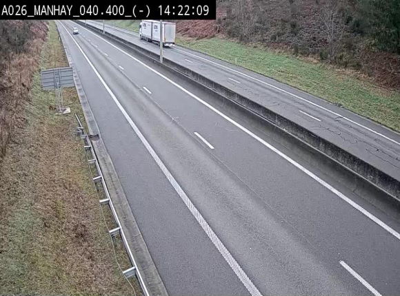 <h2>Webcam autoroute A26/E25 à hauteur de Manhay, après la jonction avec la N651 en direction de Liège - BK 40.4</h2>