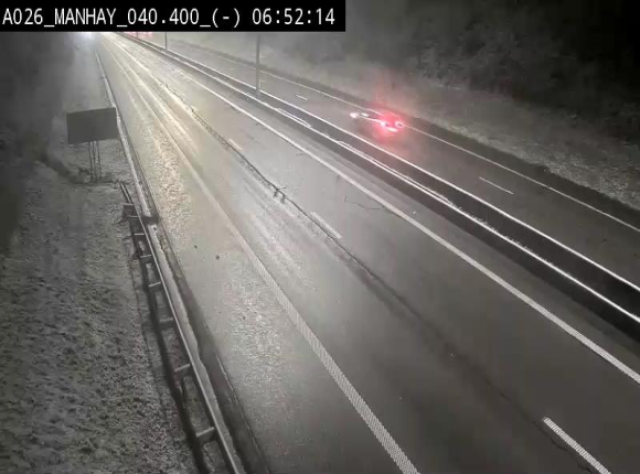 Webcam autoroute A26/E25 à hauteur de Manhay, après la jonction avec la N651 en direction de Liège - BK 40.4