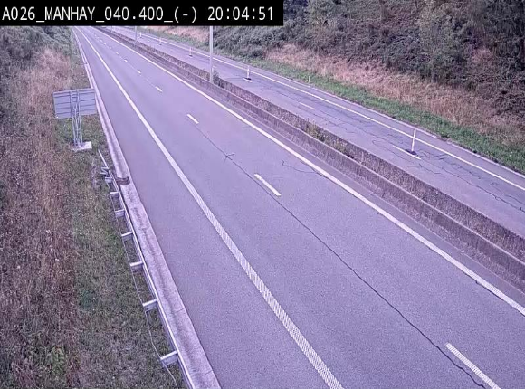 <h2>Webcam autoroute A26/E25 à hauteur de Manhay, après la jonction avec la N651 en direction de Liège - BK 40.4</h2>
