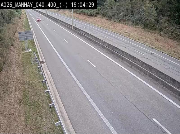 <h2>Webcam autoroute A26/E25 à hauteur de Manhay, après la jonction avec la N651 en direction de Liège - BK 40.4</h2>